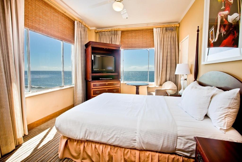 Hotel Laguna لاغونا بيتش الغرفة الصورة